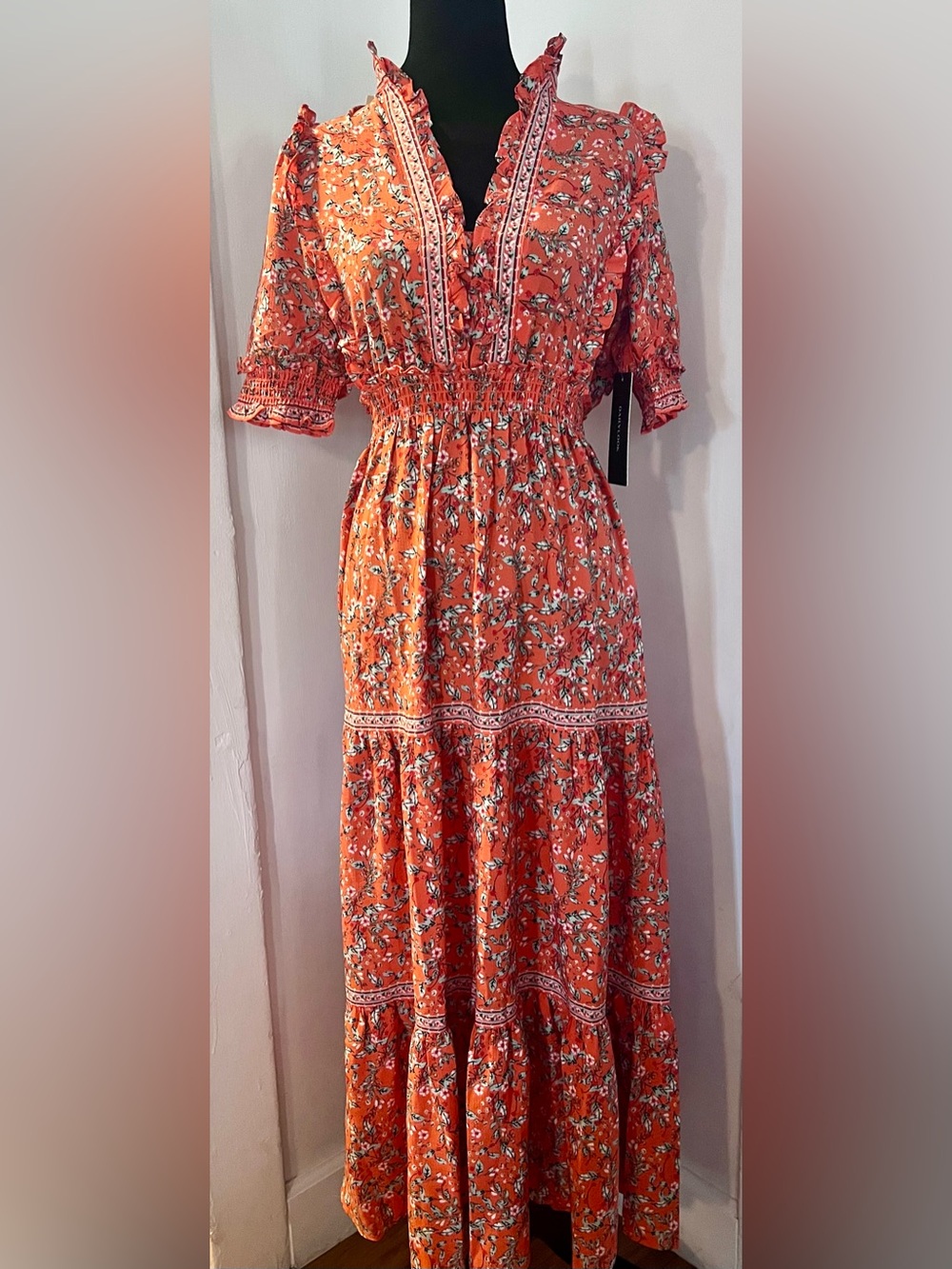 Max Studio Coral Floral Tiered Maxi Dress Smocked Waist Size Small NEW